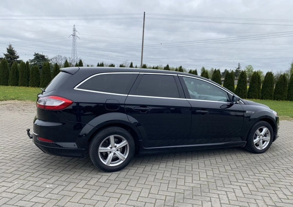 Ford Mondeo cena 29900 przebieg: 218000, rok produkcji 2011 z Kutno małe 781